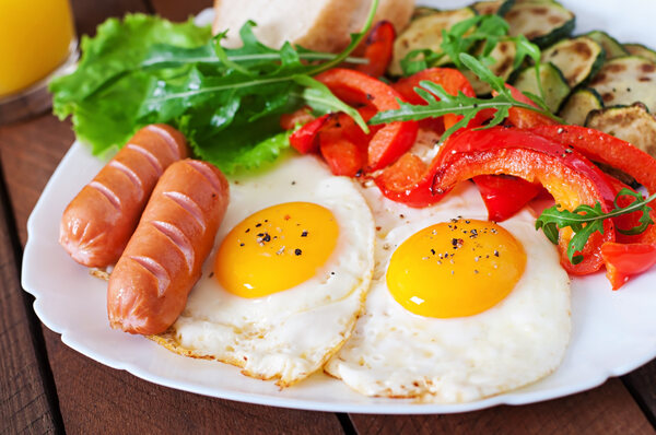 vegegitable with omlet